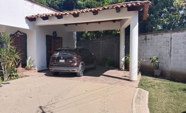 Casa en Col. Loma Bonita (ejidal)
