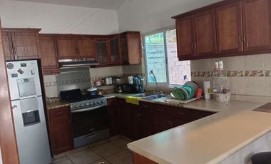 Casa en Col. Loma Bonita (ejidal)