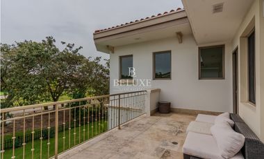 VENDO CASA EN SANTA MARIA, FAIRWAY ESTATES (5)