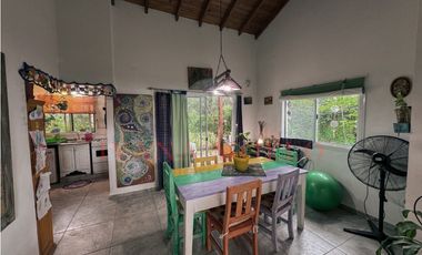 CASA EN VENTA EN PINAMAR - DEL CAZON 1870
