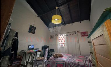 CASA EN VENTA EN PINAMAR - DEL CAZON 1870