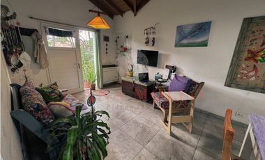 CASA EN VENTA EN PINAMAR - DEL CAZON 1870