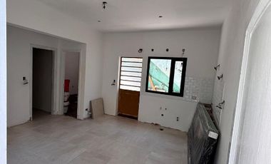 Casa PH en venta en Quilmes Oeste