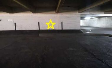 Estacionamiento en arriendo en SANTIAGO