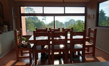 Casa en renta por la desviación de Avandaro, Valle de Bravo