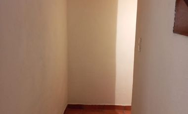 Casa en renta por la desviación de Avandaro, Valle de Bravo