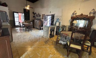 Quintas en Venta en Centro Villa de Garcia (casco)