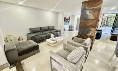 Casa en venta en El Poblado sector El Tesoro