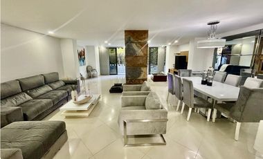 Casa en venta en El Poblado sector El Tesoro