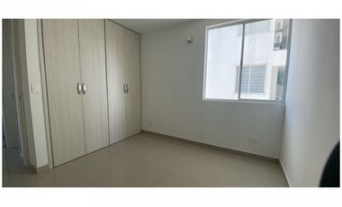 Moderno Apartamento en Zona Residencial con Vista a las Montañas