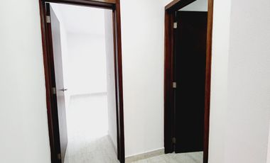 Casa en VENTA recamara planta baja, doble altura LOMAS DE LA RIOJA