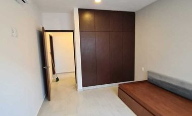 Casa en VENTA con doble altura LOMAS DE LA RIOJA