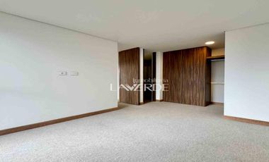 Apartamento en venta de 77m2 con vista exterior