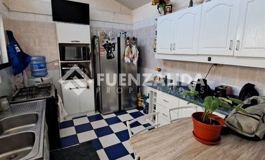 Casa en Venta en Carlos Valdovinos / Pintor Reszka