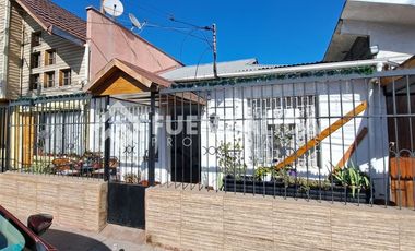 Casa en Venta en Carlos Valdovinos / Pintor Reszka