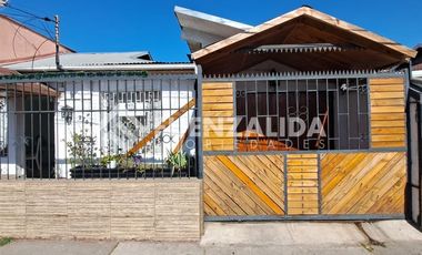 Casa en Venta en Carlos Valdovinos / Pintor Reszka