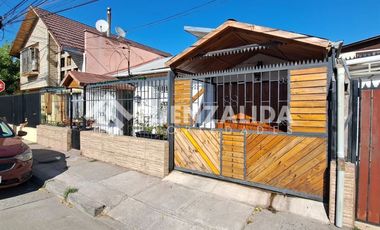 Casa en Venta en Carlos Valdovinos / Pintor Reszka