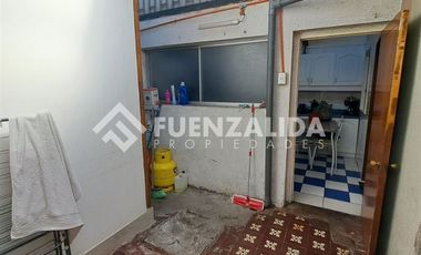 Casa en Venta en Carlos Valdovinos / Pintor Reszka
