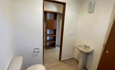 4 Estudios Amueblados en Renta dentro de Casa AMUEBLADA en Parques Del Bosque