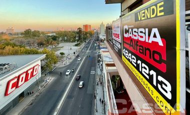 IMPECABLE DEPTO. 3 AMBIENTES EN 8VO PISO AL FRENTE BALCON CORRIDO FRENTE A ESTACION R.ESCALADA