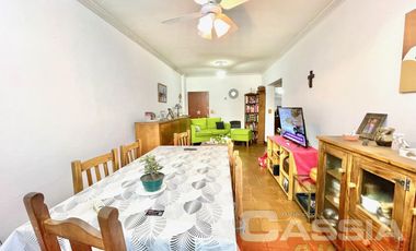 IMPECABLE DEPTO. 3 AMBIENTES EN 8VO PISO AL FRENTE BALCON CORRIDO FRENTE A ESTACION R.ESCALADA