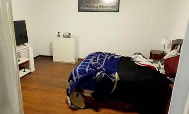 Casa en venta - 3 Dormitorios 1 Baño - Quilmes