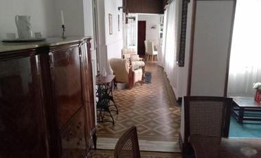 Casa en venta - 3 Dormitorios 1 Baño - Quilmes