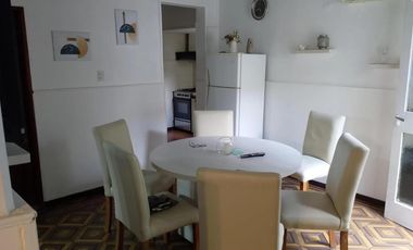 Casa en venta - 3 Dormitorios 1 Baño - Quilmes