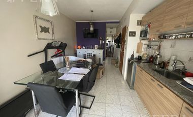 Venta departamento 2 ambientes con balcón en Wilde