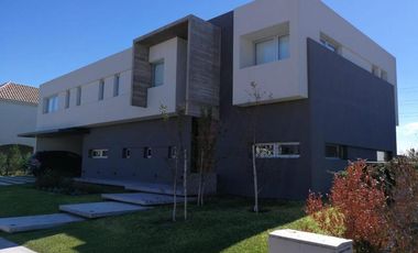 Casa - Nuevo Quilmes