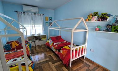 Casa en  VENTA - VENTA - CASA MARIANO ACOSTA