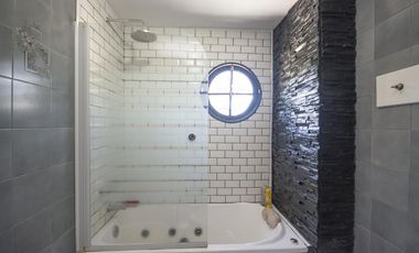 Ph 5 ambientes con terraza y parrilla propias