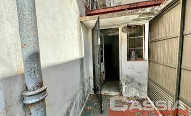 EXCELENTE PH EN PLANTA BAJA 5 AMB. APTO USO PROFESIONAL/COMERCIAL 140M2 APROX.