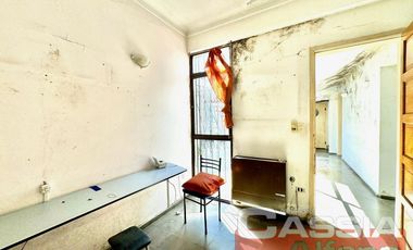 EXCELENTE PH EN PLANTA BAJA 5 AMB. APTO USO PROFESIONAL/COMERCIAL 140M2 APROX.