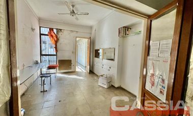 EXCELENTE PH EN PLANTA BAJA 5 AMB. APTO USO PROFESIONAL/COMERCIAL 140M2 APROX.