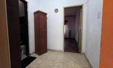 Casa en venta - 3 Dormitorios 1 Baño - Cochera - 275Mts2 - Longchamps