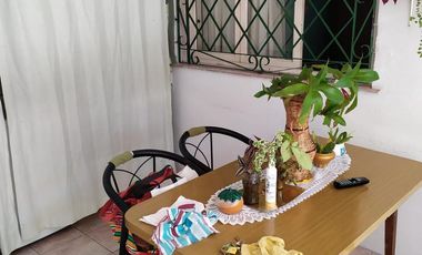 PH dos ambientes, patio y terraza.