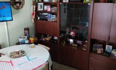 PH dos ambientes, patio y terraza.