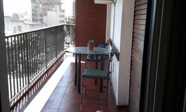 5 amb  cochera Las Lomitas