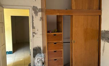 Venta de Casa con Local Comercial en Martín Carrera, CDMX