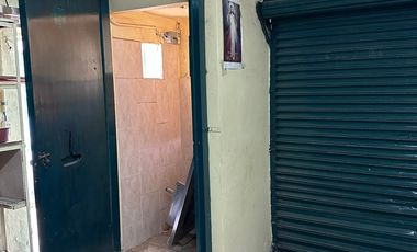 Venta de Casa con Local Comercial en Martín Carrera, CDMX