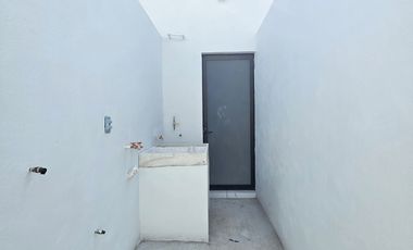 Venta de Casa de 2 Recámaras y 2 Plantas en Villa de Álvarez Colima