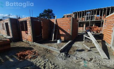 Departamento con parrilla y espacio vehicular en Costa Azul