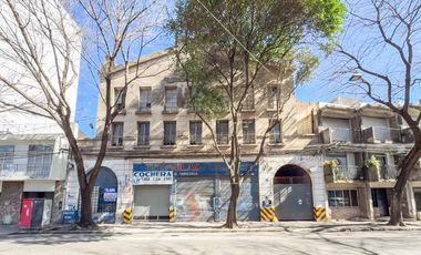 Galpón, montacarga, 3 pisos, Abasto, 3000 mt2