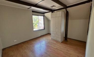 Casa en Venta en Av La Florida con Santa Julia