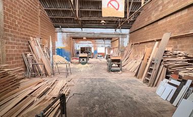 Galpón de 2100 M2 excelente ubicación