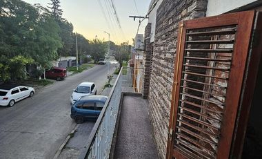 PH en venta - 2 Dormitorios 2 Baños - Berisso