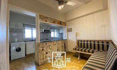 Constitucion y Quirno Costa - Piso alto luminoso con coch y baul - San Fernando