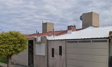 Casa en venta - 2 Dormitorios 2 Baños - La Punta