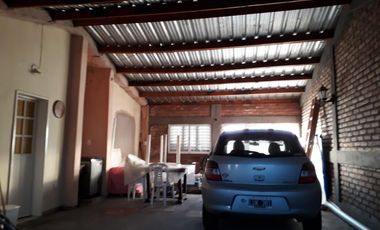 Casa en venta - 2 Dormitorios 2 Baños - La Punta